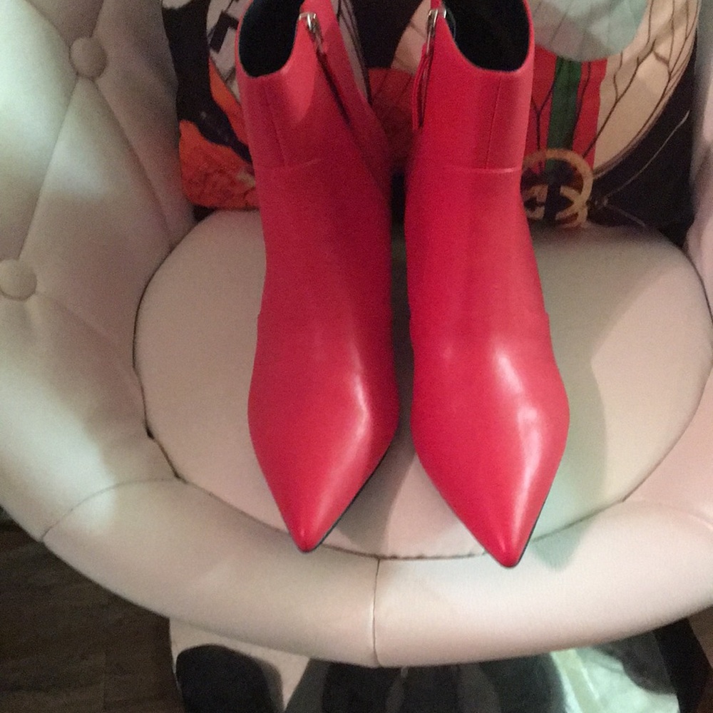 ELOQUII boots